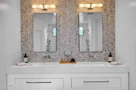 Bath - 3404 E Piro Ct, Phoenix, AZ 85044 photo 3 of 11