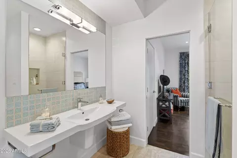 Bath - 3404 E Piro Ct, Phoenix, AZ 85044 photo 7 of 11