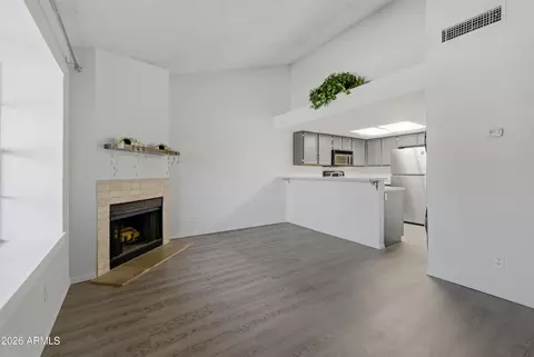 3491 N Arizona Ave #48, Chandler, AZ 85225