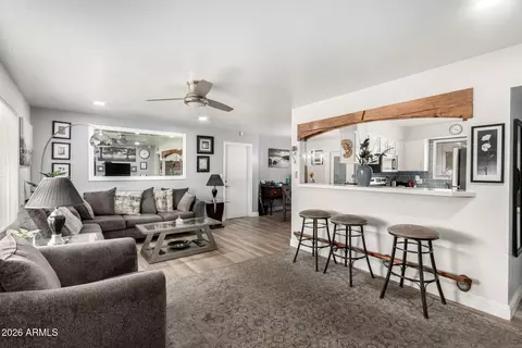 5422 E Des Moines St, Mesa, AZ 85205