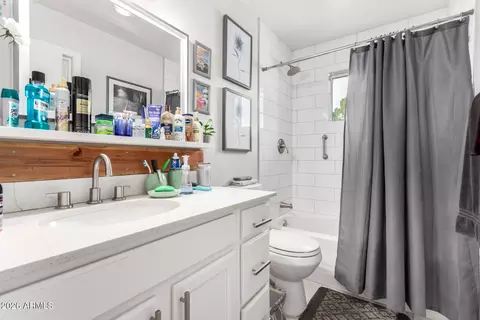 Bath - 5422 E Des Moines St, Mesa, AZ 85205 photo 2 of 2