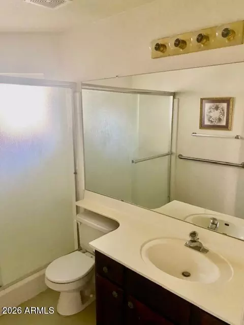 Bath - 2255 E Santa Rosa Dr, Gilbert, AZ 85234 photo 6 of 7