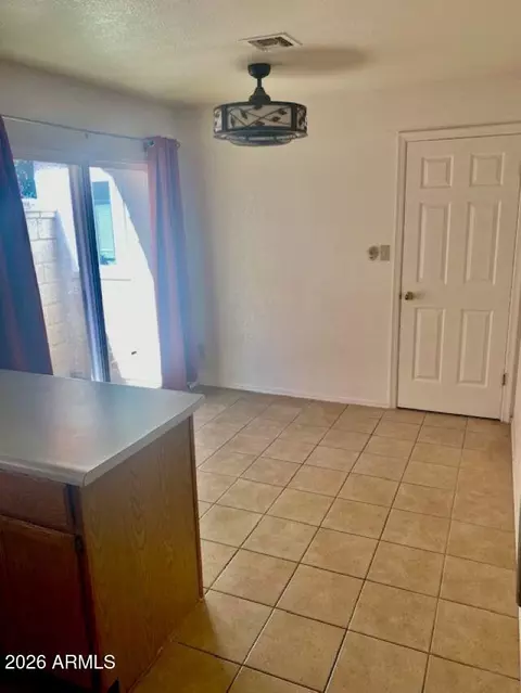 Dining - 2255 E Santa Rosa Dr, Gilbert, AZ 85234 photo 1 of 1