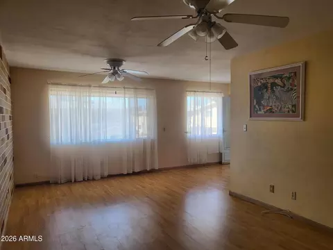 8220 E Garfield St #M207, Scottsdale, AZ 85257