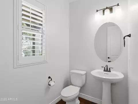 Bath - 227 E Beatryce St, Tempe, AZ 85288 photo 1 of 8