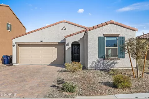 516 E Mountain View Dr, Avondale, AZ 85323