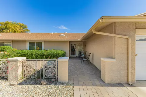 18411 N Conestoga Dr, Sun City, AZ 85373