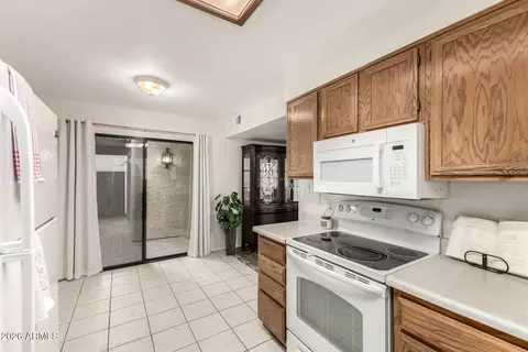 Kitchen - 3345 E University Dr #32, Mesa, AZ 85213 photo 3 of 4