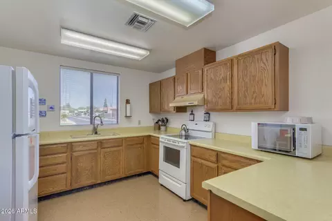 Kitchen - 3345 E University Dr #32, Mesa, AZ 85213 photo 4 of 4