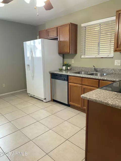 Kitchen - 938 S Palo Verde Dr, Apache Junction, AZ 85120 photo 1 of 2