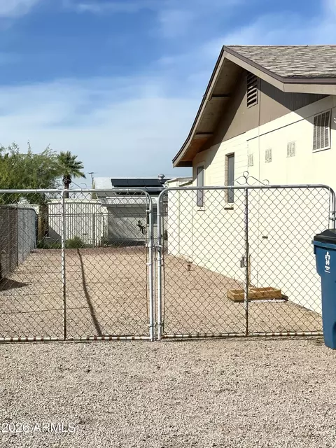 Exterior - 938 S Palo Verde Dr, Apache Junction, AZ 85120 photo 4 of 4