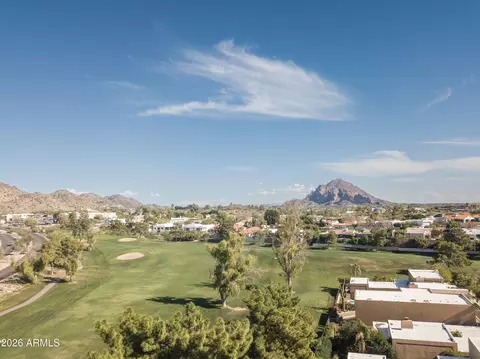 View/Area - 3034 E Stella Ln, Phoenix, AZ 85016 photo 2 of 2