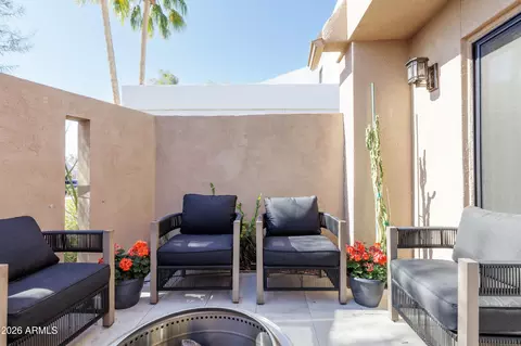 Exterior - 3034 E Stella Ln, Phoenix, AZ 85016 photo 5 of 11