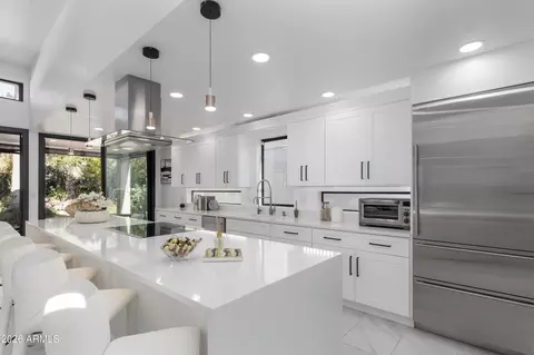 Kitchen - 3034 E Stella Ln, Phoenix, AZ 85016 photo 1 of 2