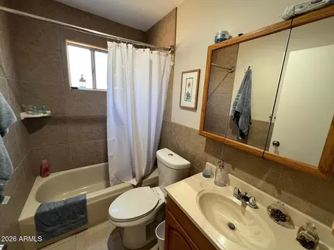 Bath - 691 N Pyle Ranch Rd, Payson, AZ 85541 photo 1 of 5