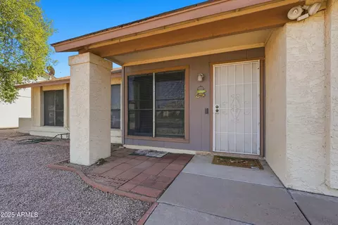 Exterior - 953 E Hackamore St, Mesa, AZ 85203 photo 3 of 9