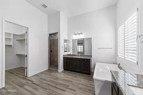 Bath - 3856 E Fairfield St, Mesa, AZ 85205 photo 2 of 6
