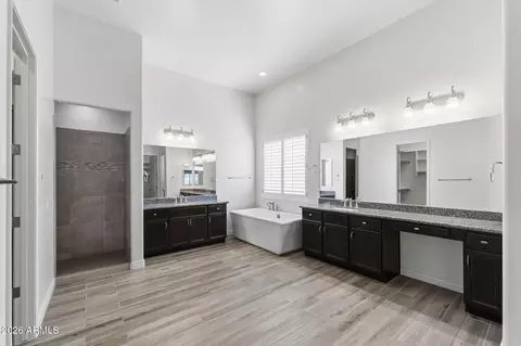 Bath - 3856 E Fairfield St, Mesa, AZ 85205 photo 1 of 6