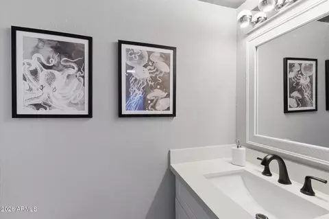 Bath - 4019 E Charter Oak Rd, Phoenix, AZ 85032 photo 1 of 3