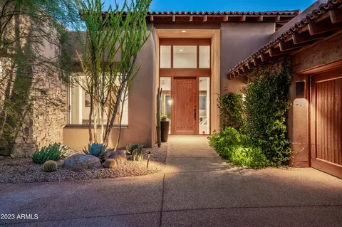 9795 E Forgotten Hills Dr, Scottsdale, AZ 85262