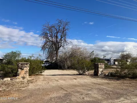 2138 E Desert Ln #20, Phoenix, AZ 85042