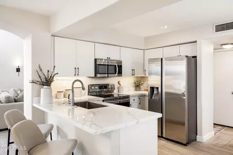 Kitchen - 4758 E Charleston Ave, Phoenix, AZ 85032 photo 2 of 4