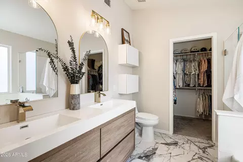Bath - 4758 E Charleston Ave, Phoenix, AZ 85032 photo 1 of 4
