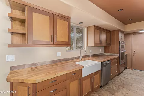 Kitchen - 1022 E Wesleyan Dr, Tempe, AZ 85282 photo 1 of 2