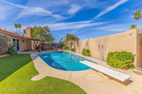 Exterior - 1022 E Wesleyan Dr, Tempe, AZ 85282 photo 3 of 4