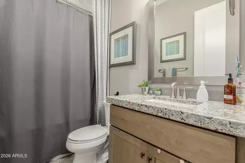 Bath - 4210 E Dwayne St, Gilbert, AZ 85295 photo 3 of 6
