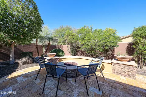 Exterior - 2320 E Allen St, Phoenix, AZ 85042 photo 4 of 8