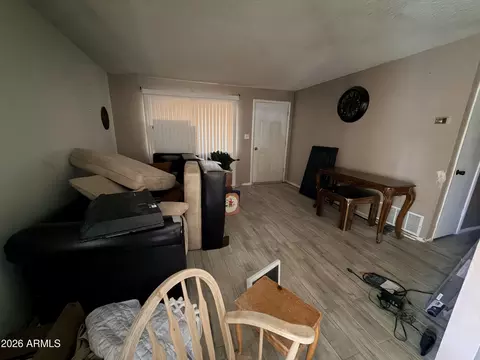 8057 W Pierson St, Phoenix, AZ 85033 photo 3