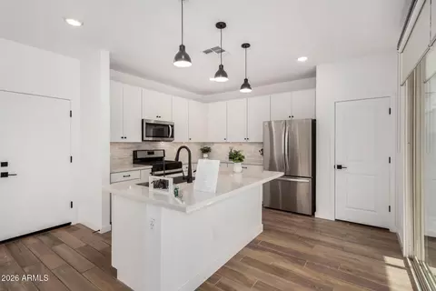 Kitchen - 9231 E Sequence Ave, Mesa, AZ 85212 photo 1 of 3