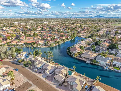 View/Area - 1125 E Artesian Way, Gilbert, AZ 85234 photo 11 of 13
