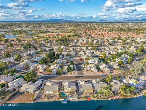 View/Area - 1125 E Artesian Way, Gilbert, AZ 85234 photo 7 of 13