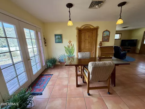Dining - 104 Locklin Ave # D, Bisbee, AZ 85603 photo 1 of 2