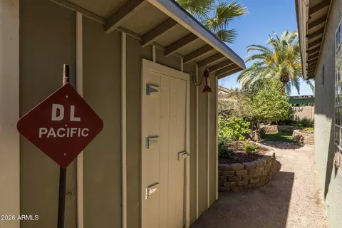 Exterior - 9722 E Lobo Ave, Mesa, AZ 85209 photo 12 of 13