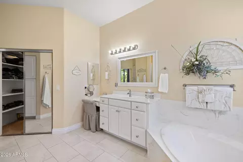 Bath - 9722 E Lobo Ave, Mesa, AZ 85209 photo 2 of 5
