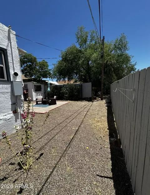 Exterior - 350 E Cottonwood St, Globe, AZ 85501 photo 3 of 3