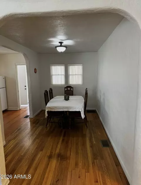 Dining - 350 E Cottonwood St, Globe, AZ 85501 photo 1 of 2