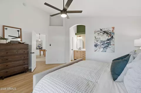 Bedroom - 926 E Hearne Way, Gilbert, AZ 85234 photo 4 of 4