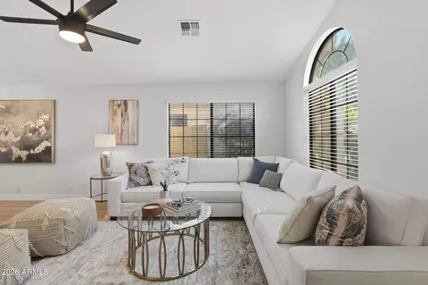 Living - 926 E Hearne Way, Gilbert, AZ 85234 photo 3 of 3