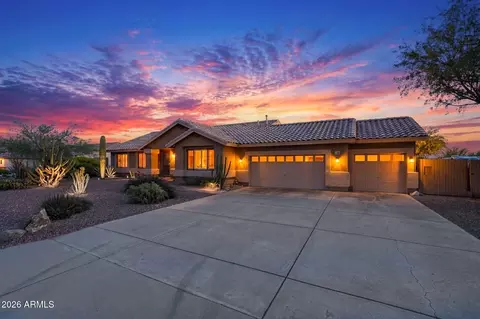 125 E Blue Eagle Ln, Phoenix, AZ 85086