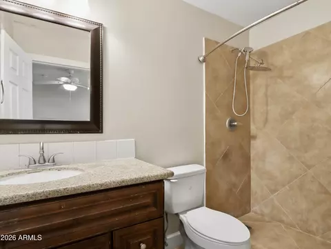 Bath - 4436 N 37th Ave, Phoenix, AZ 85019 photo 1 of 1