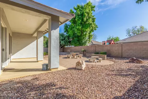 Exterior - 3553 E Washington Ave, Gilbert, AZ 85234 photo 6 of 8