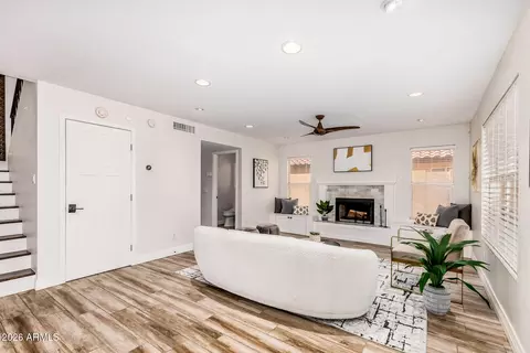 Living - 3550 E Utopia Rd, Phoenix, AZ 85050 photo 2 of 3