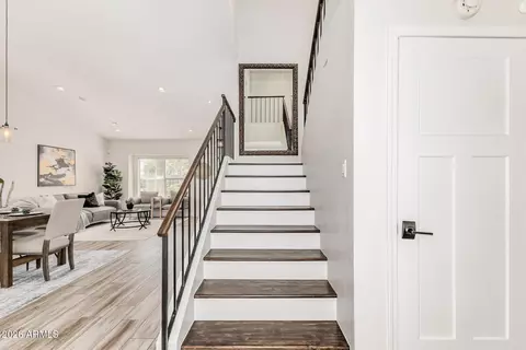 Entry Way - 3550 E Utopia Rd, Phoenix, AZ 85050 photo 1 of 2