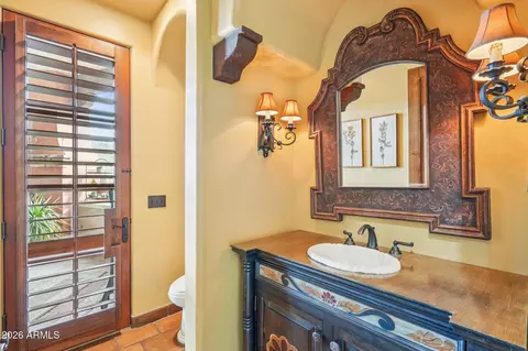 Bath - 1930 E Desert Willow Dr, Phoenix, AZ 85048 photo 5 of 10