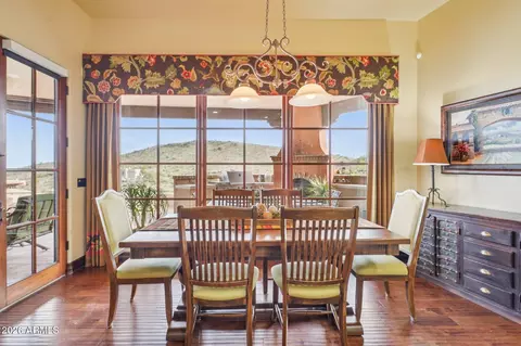 Dining - 1930 E Desert Willow Dr, Phoenix, AZ 85048 photo 3 of 4