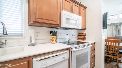 362 Felspar Dr, Apache Junction, AZ 85119 photo 6